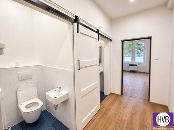 Nabízíme k pronájmu byt 2+kk se spacím patrem o celkové výmě