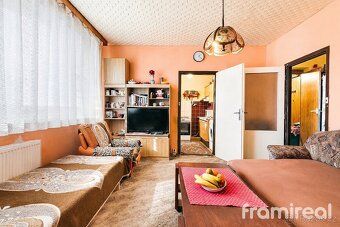 Ev.č. 02019 Nabízíme k prodeji byt 2+1 o ploše 45 m², umístě
