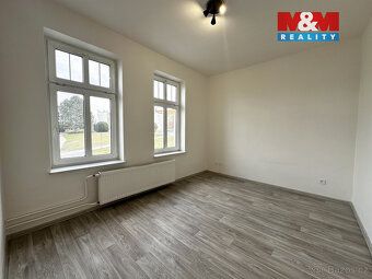 Exkluzivně Vám nabízíme k pronájmu prostor o dispozici 4+1 s