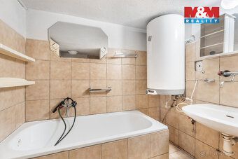 Nabízíme samostatně stojící rodinný dům v klidné části obce 