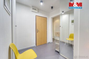 Nabízíme k pronájmu byt 3+kk o velikosti 60 m², který se nac