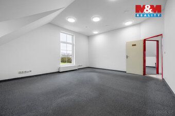 Nabízíme k pronájmu samostatnou kancelář o užitné ploše 138 