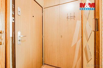 Nabízíme ke koupi družstevní byt o dispozici 2+1 a výměře 44