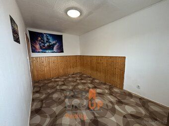 Ev.č. 00587 Prostorný 3+1 s balkonem a absolutním klidem – H