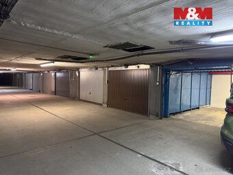 Nabízíme k prodeji samostatnou, uzamykatelnou garáž v podzem
