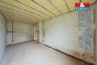 Nabízíme k prodeji rodinný dům o dispozici 4+kk v obci Kouni