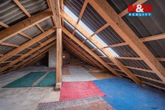 Výjimečný dům s obrovským potenciálem v klidné části Hradce 
