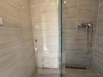 Ev.č. N09146 Nabízíme k pronájmu prostorný byt o dispozici 2