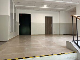 Nabízíme k pronájmu zrekonstruovaný byt 1+kk o ploše 25 m2 v