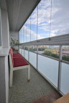 Nabízíme k prodeji byt o dispozici 2+1 s lodžií a výměře 49,