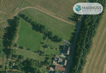 Na klidném a pečlivě zvoleném místě vzniká moderní pasivní b