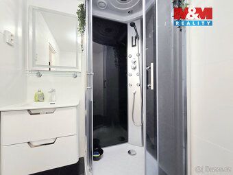 Nabízíme k prodeji prostorný byt o dispozici 3+1 (aktuálně u