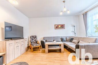 Ev.č. 01782 Nabízíme k prodeji samostatně stojící rodinný dů