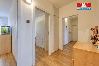 Na prodej prostorný byt o dispozici 4+1 s lodžií o celkové v