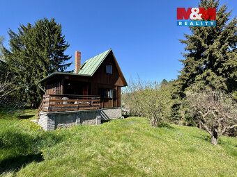 Nabízíme k prodeji dřevěnou chatu kousek od vodní nádrže Sla