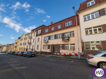 Nabízíme na pronájem skladový prostor o velikosti 19 m2, lok