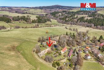 Nabízíme k prodeji rozlehlý pozemek o výměře 4 514 m² v klid