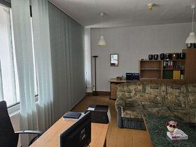 Nabízíme do prodeje multifunkční budovu umístěnou v části St