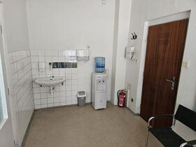 Nabízíme do prodeje multifunkční budovu umístěnou v části St