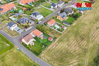 Prodej pozemku o výměře 495 m2, určeného územním plánem k vý