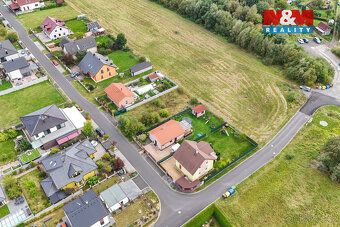 Prodej pozemku o výměře 495 m2, určeného územním plánem k vý