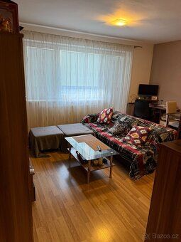 Nabízím k pronájmu moderní a světlý 2+kk byt o rozloze 56 m²