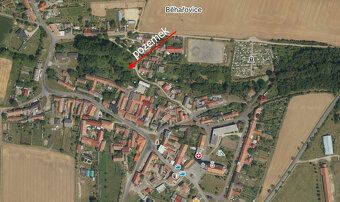 Celková plocha pozemků je 1400 m2 Hledáte investiční příleži
