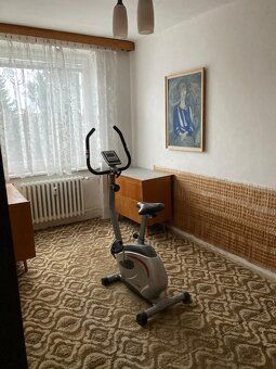 Prodej zděného slunného bytu 3+1 s lodžií+ garáží, Plzeň, Mo