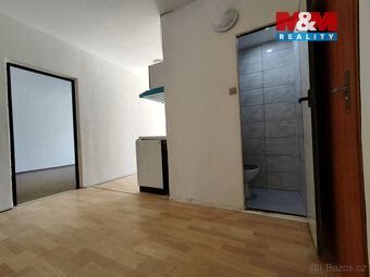 Tento byt 2+1 o užitné ploše 61 m² v Sokolově je právě pro v
