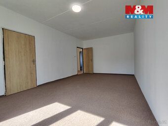Tento byt 2+1 o užitné ploše 61 m² v Sokolově je právě pro v