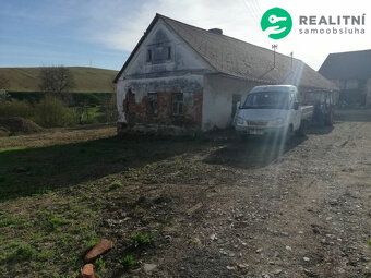Nabízíme k prodeji chalupu (cca 145m2) se stodolou (cca 220m