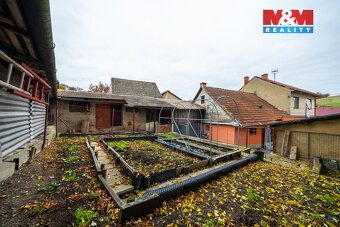 Nabízíme rohový rodinný dům v oblíbené obci Olešnice na Mora