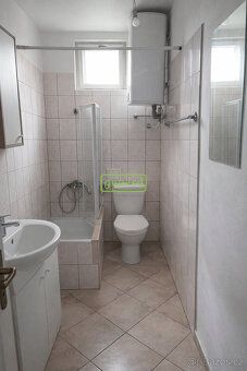Nabízíme k prodeji útulný rodinný dům o dispozici 2+kk s vla