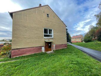 Nabízíme k pronájmu krásný byt 1+1 o velikosti 42 m2 po komp