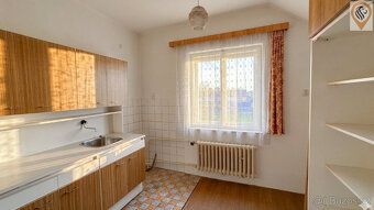 Lokalita, kde se skvěle žije. Bydlení v rodinném domě, pár k