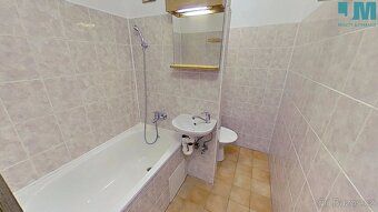 Ev.č. 02030 Nabízíme k pronájmu světlý byt o dispozici 1+1 a