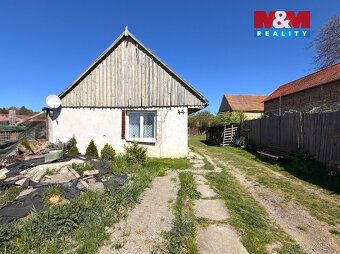 Nabízíme k prodeji rodinný dům v obci Činěves, okres Nymburk