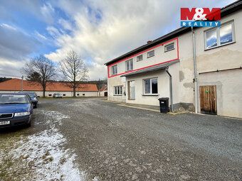 Nabízíme k pronájmu prostorný byt 2+kk o užitné ploše 55 m²,