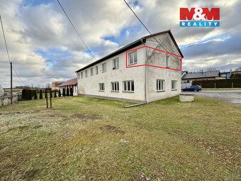 Nabízíme k pronájmu prostorný byt 2+kk o užitné ploše 55 m²,