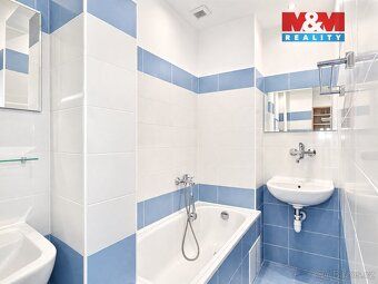 Nabízíme k pronájmu světlý a prostorný byt 72 m2 o dispozici