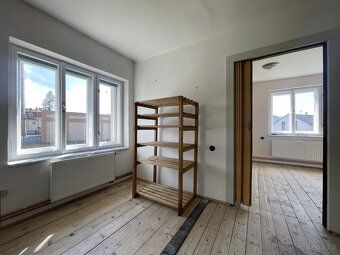Nabízíme k prodeji rodinný dům v klidné části Hronova – Velk