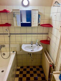 Nabízíme k prodeji byt v osobním vlastnictví o dispozici 2+1