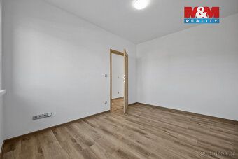 Nabízíme Vám k prodeji rodinný dům 4+kk o celkové výměře 114