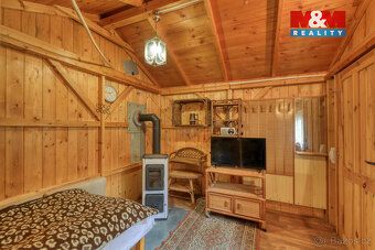 Nabízím k užívání útulnou dřevěnou chatku (13,2 m²) v klidné