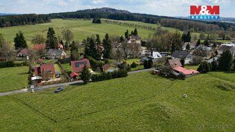 Nabízíme k prodeji stavební pozemek o výměře 614 m² v obci Z