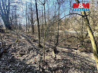 Nabízíme pozemek o výměře 835 m2 v klidné části obce Heřmano