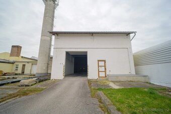 Pronájem skladové haly – Hala 355
📐 Rozměry: 1 230 m² 💰 Cena