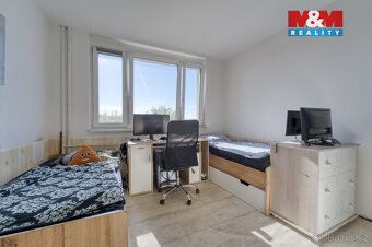 Prodej velmi prostorného bytu 4+1 o ploše 79 m² v klidné čás