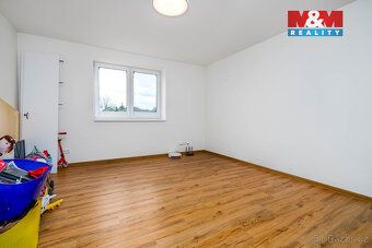 Nabízíme k prodeji prostorný rodinný dům v Pardubicích – Dra
