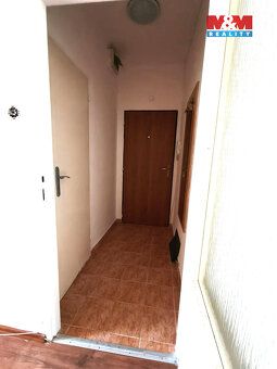 Nabízíme k pronájmu byt 1+kk v centru Havířova na ulici Matu
